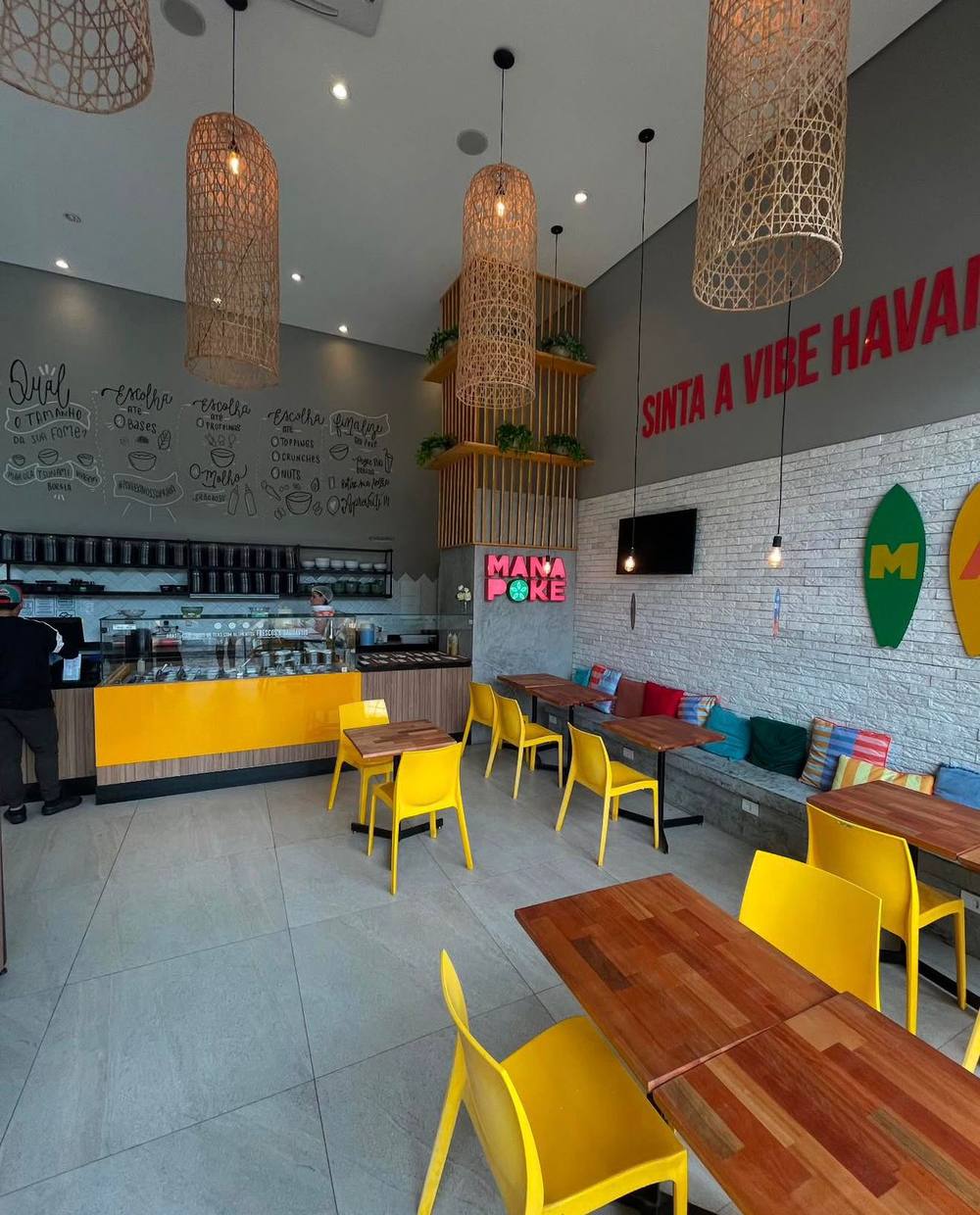 Obra comercial Mana Poke em Jundiaí - MF Construção e Arquitetura